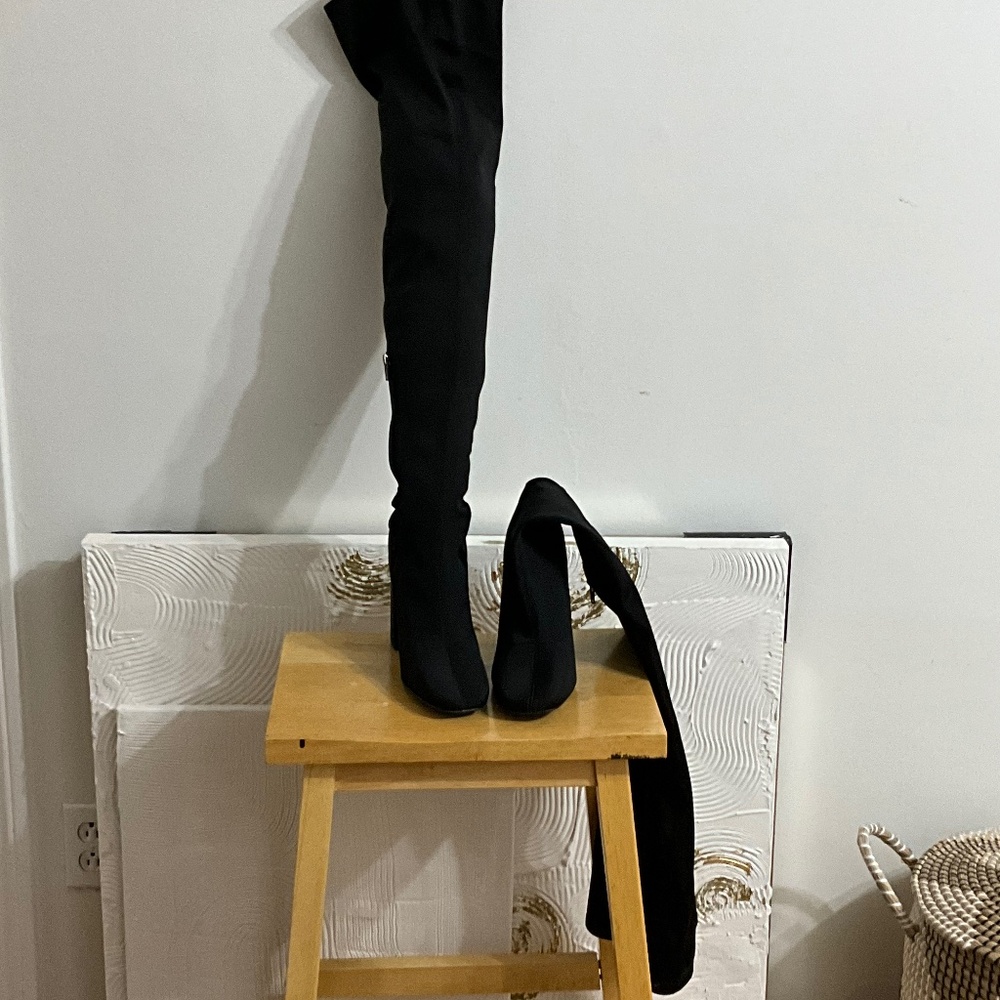 Black Boots